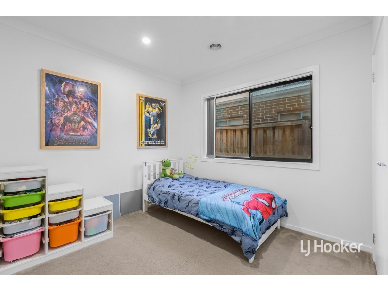 19 Seacoast Street, Point Cook VIC 3030