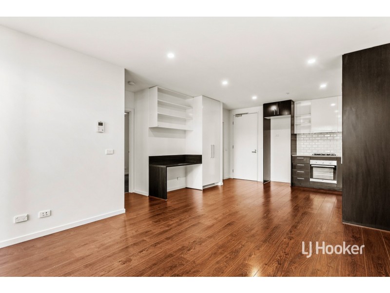 105/18 Tribeca Drive, Point Cook VIC 3030