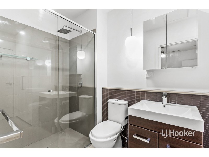 105/18 Tribeca Drive, Point Cook VIC 3030