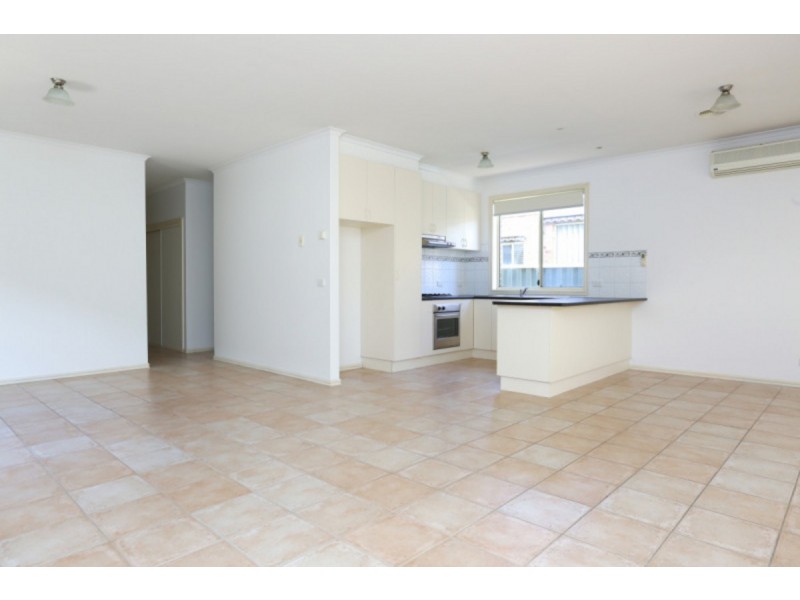 55 Shaftsbury Boulevard, Point Cook VIC 3030