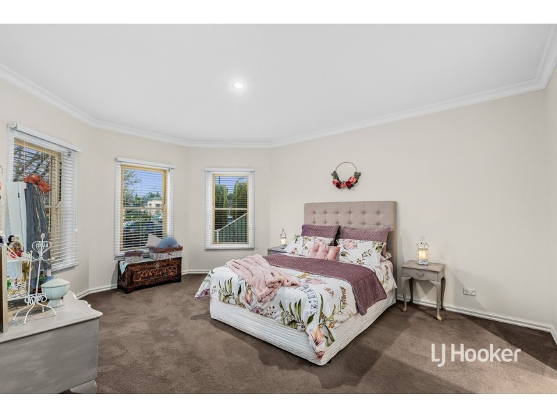 113 Glastonbury Circuit, Point Cook VIC 3030