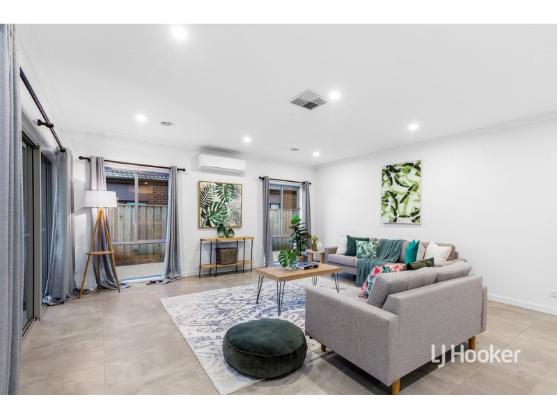 6 Geranium Way, Point Cook VIC 3030