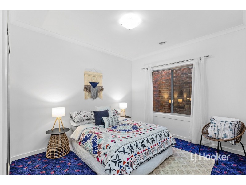 6 Geranium Way, Point Cook VIC 3030