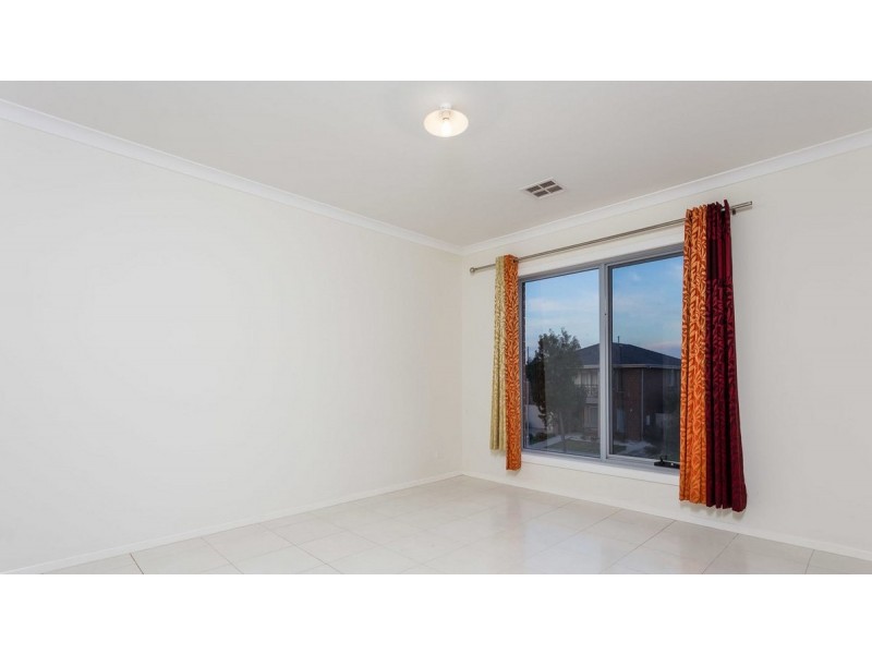 20 Dianella Street, Point Cook VIC 3030