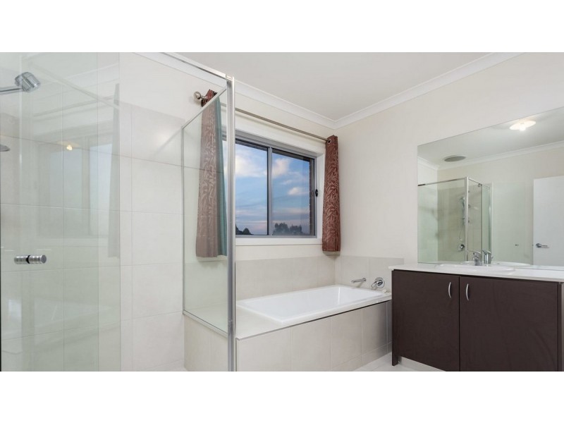 20 Dianella Street, Point Cook VIC 3030