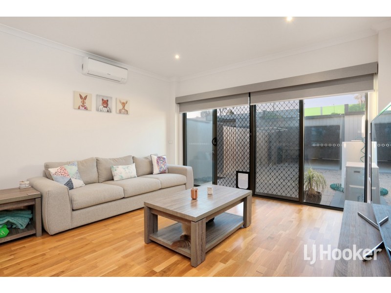 121 Campaspe Way, Point Cook VIC 3030