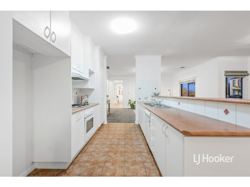 3 Ronaldsay Place, Point Cook VIC 3030