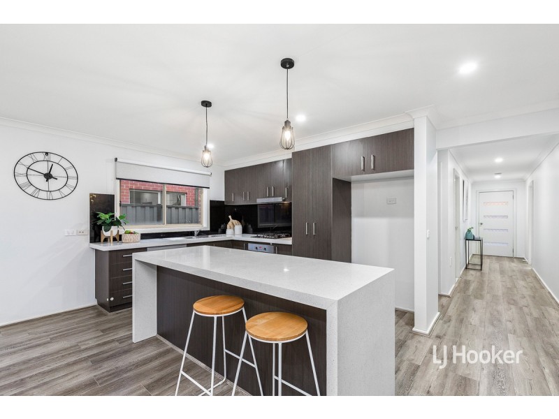 1 Rona Road, Point Cook VIC 3030