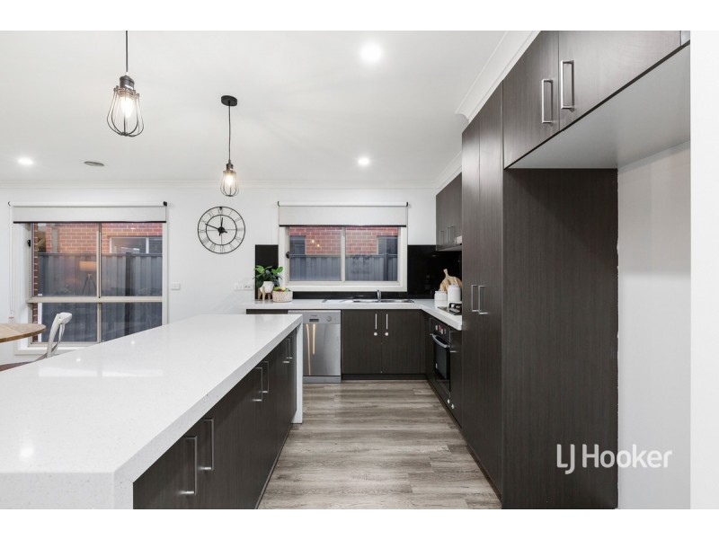 1 Rona Road, Point Cook VIC 3030