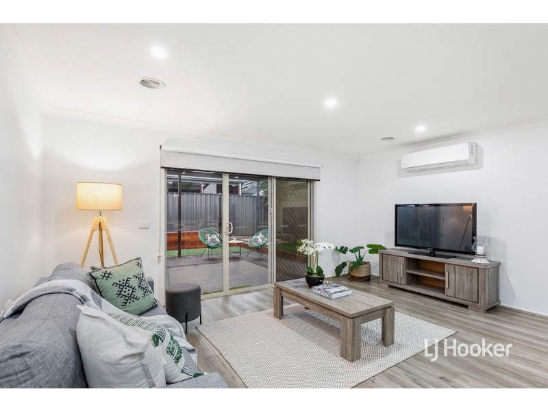 1 Rona Road, Point Cook VIC 3030