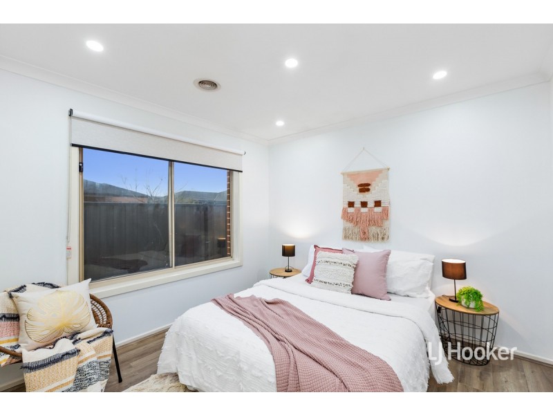 1 Rona Road, Point Cook VIC 3030