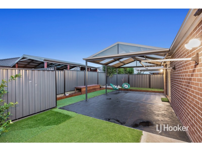 1 Rona Road, Point Cook VIC 3030