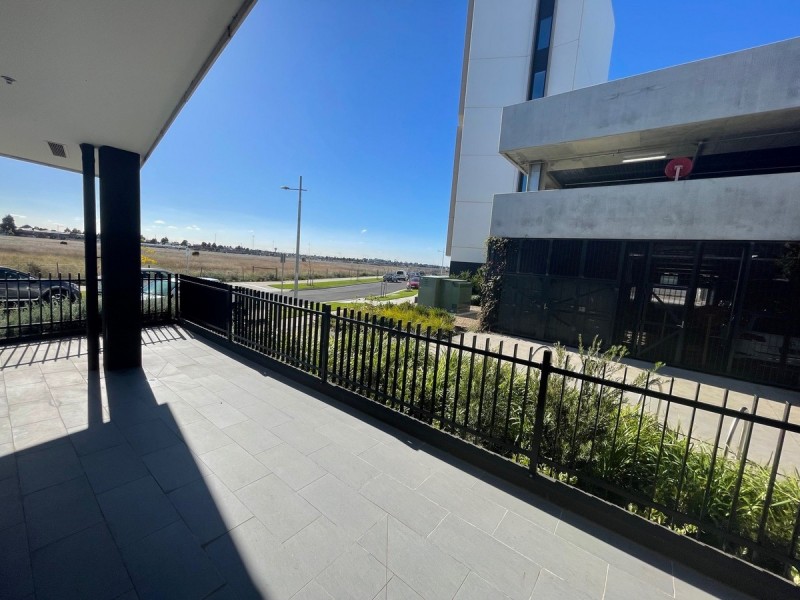 8/115 Overton Road, Williams Landing VIC 3027