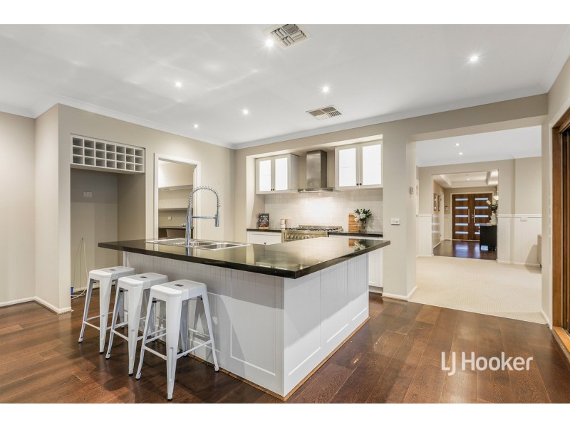 182 Dunnings Road, Point Cook VIC 3030