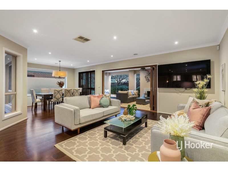 182 Dunnings Road, Point Cook VIC 3030