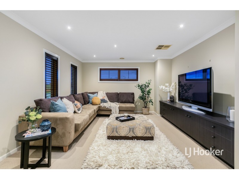 182 Dunnings Road, Point Cook VIC 3030