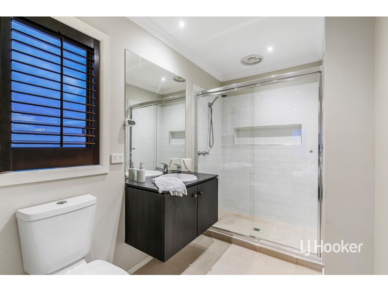 182 Dunnings Road, Point Cook VIC 3030