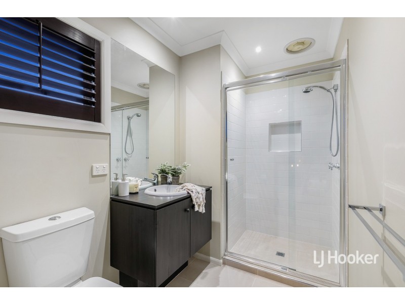 182 Dunnings Road, Point Cook VIC 3030