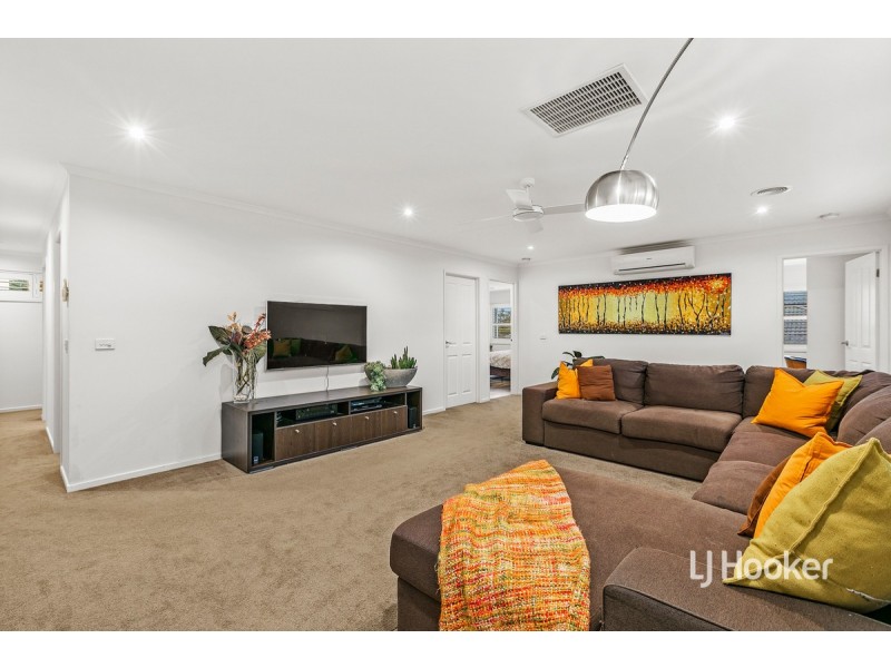 60 Jamieson Way, Point Cook VIC 3030