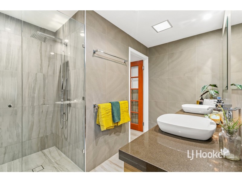 60 Jamieson Way, Point Cook VIC 3030