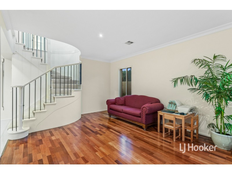 83 Knightsbridge Avenue, Altona Meadows VIC 3028