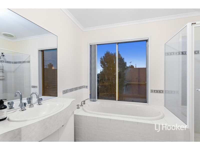 83 Knightsbridge Avenue, Altona Meadows VIC 3028