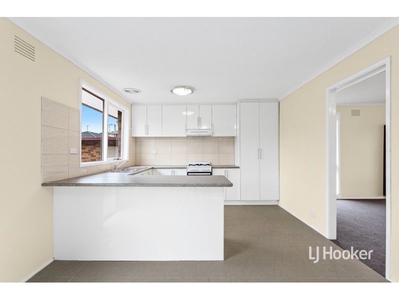 2 Barina Close, Keilor Downs VIC 3038