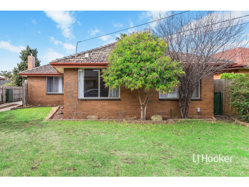 17 Powell Drive, Hoppers Crossing VIC 3029
