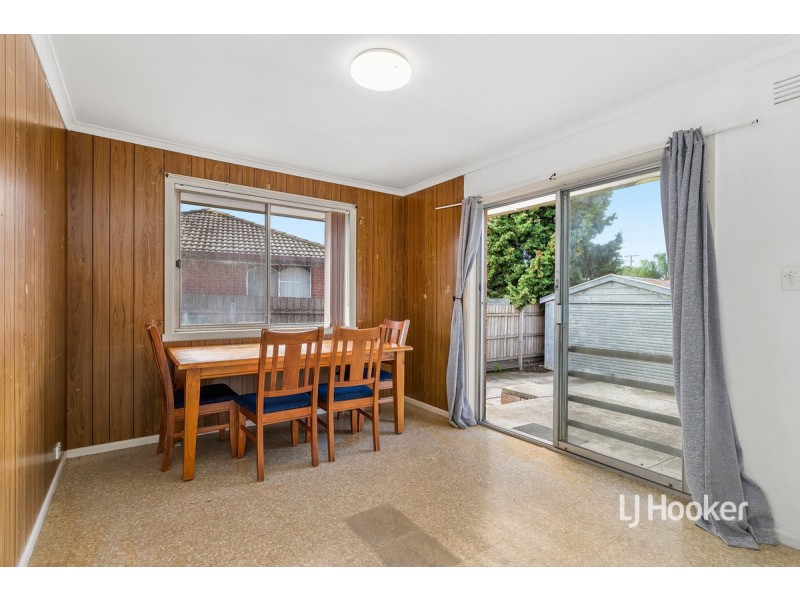 17 Powell Drive, Hoppers Crossing VIC 3029