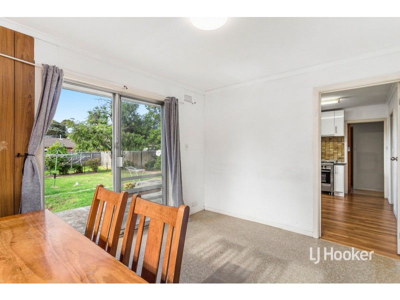 17 Powell Drive, Hoppers Crossing VIC 3029
