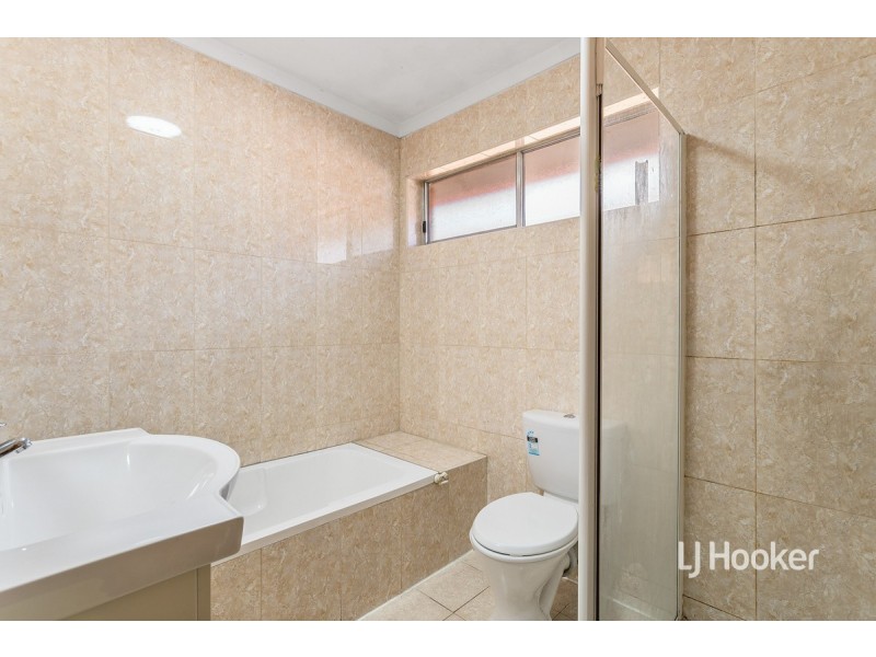 17 Powell Drive, Hoppers Crossing VIC 3029