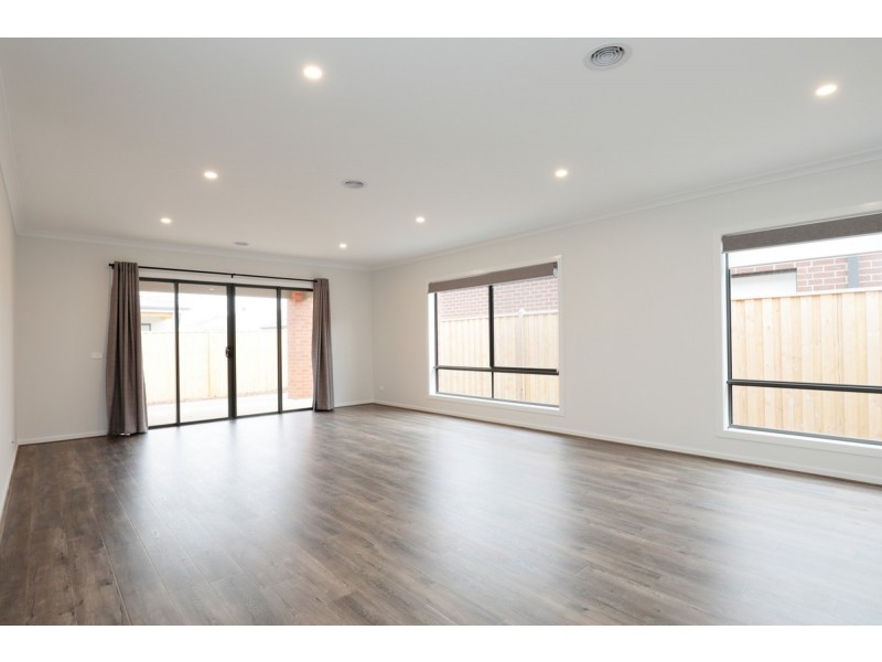 70 Ludo Circuit, Truganina VIC 3029
