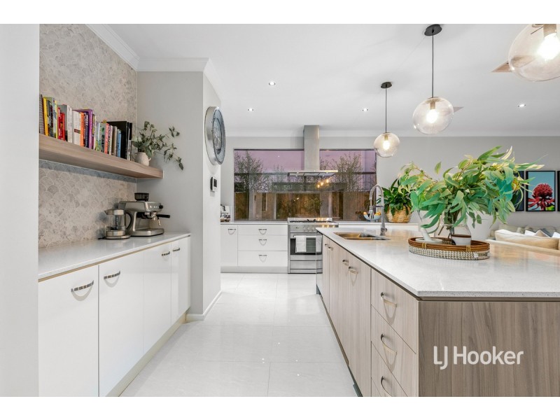 14 Skoda Circuit, Point Cook VIC 3030