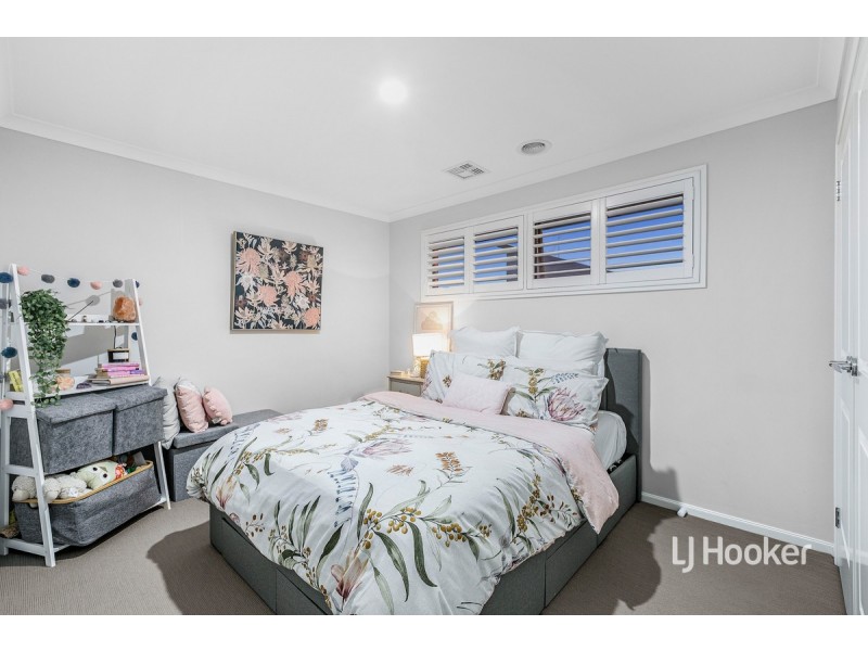 14 Skoda Circuit, Point Cook VIC 3030