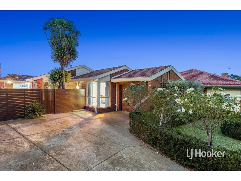 7 Glenara Ford, Seabrook VIC 3028