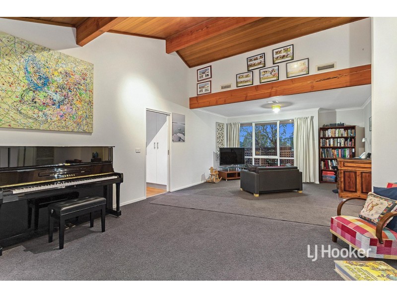 7 Glenara Ford, Seabrook VIC 3028