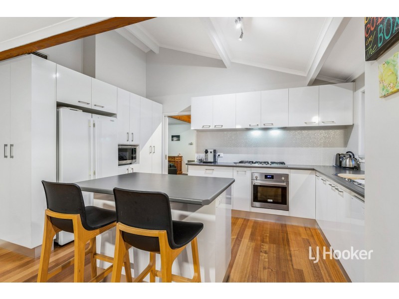7 Glenara Ford, Seabrook VIC 3028