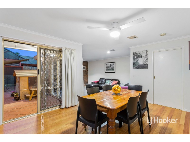 7 Glenara Ford, Seabrook VIC 3028