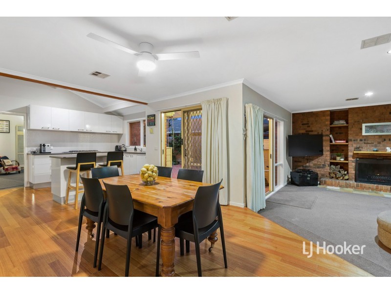 7 Glenara Ford, Seabrook VIC 3028