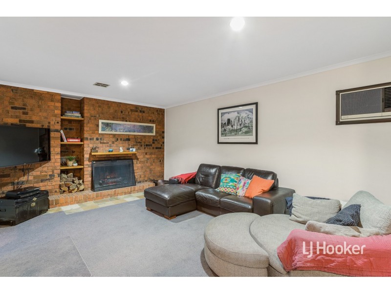 7 Glenara Ford, Seabrook VIC 3028
