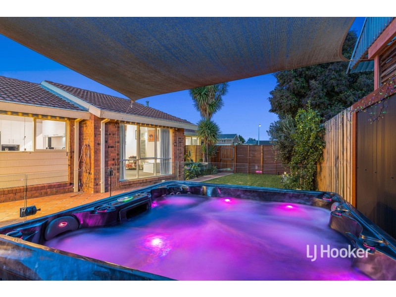7 Glenara Ford, Seabrook VIC 3028