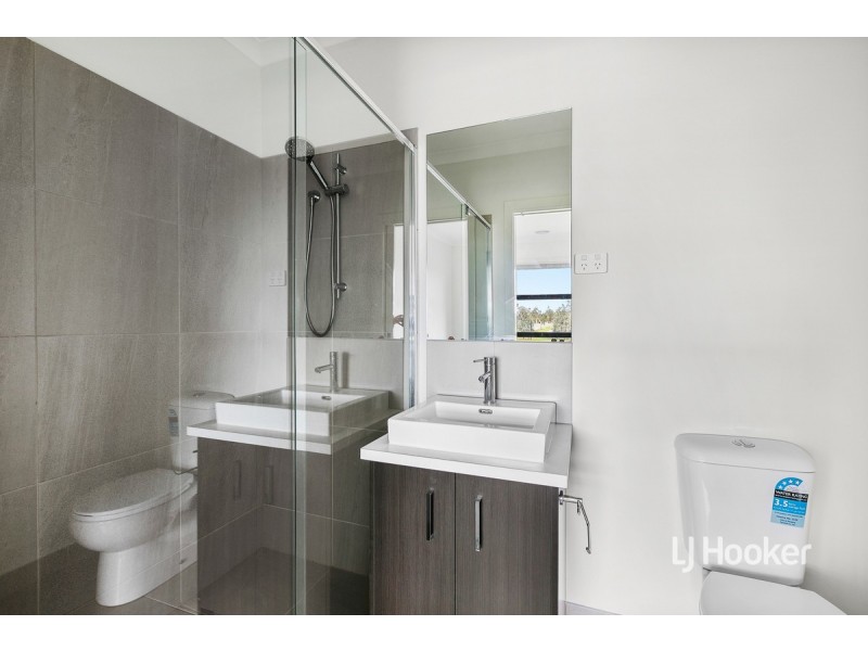 1 Winscombe Road, Werribee VIC 3030