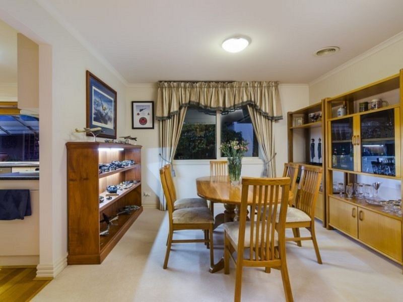 42 Truganina Avenue, Seabrook VIC 3028