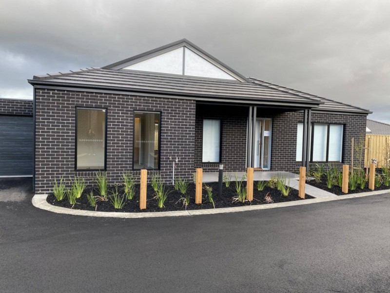 8/8 Faro Street, Point Cook VIC 3030