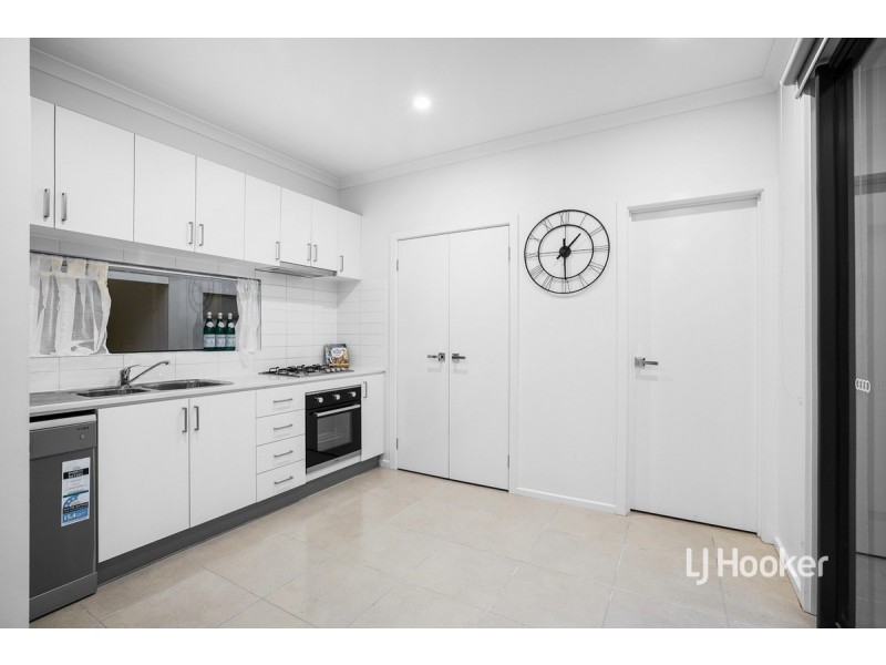 1/6 Burke Court, Laverton VIC 3028