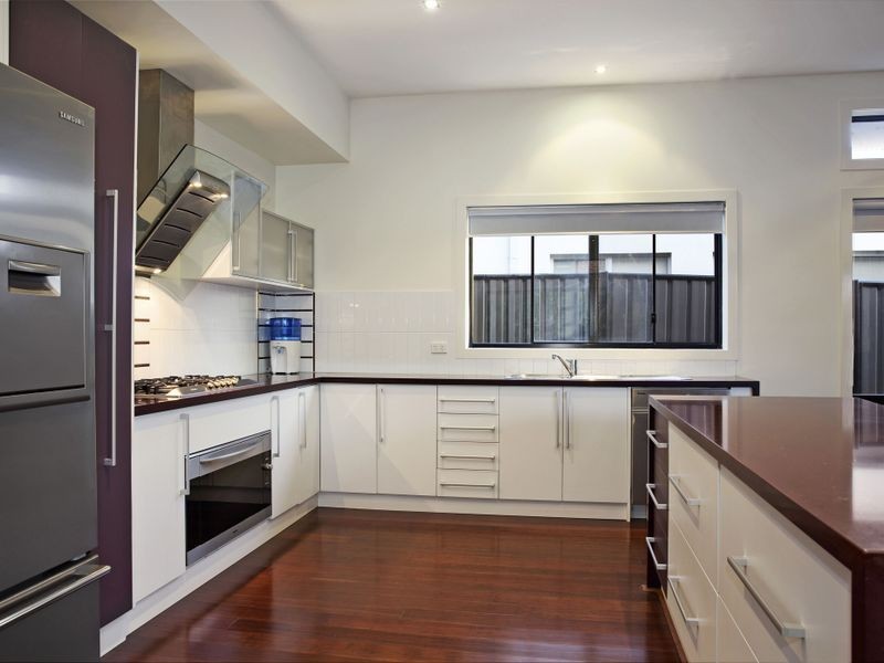 6 Innisfail Drive, Point Cook VIC 3030