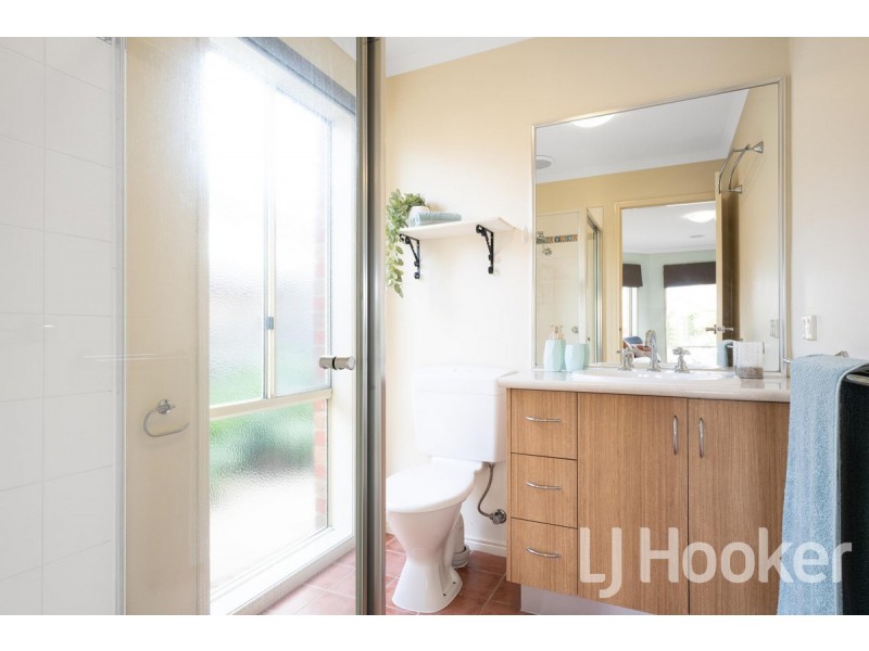 9 Regency Terrace, Hoppers Crossing VIC 3029