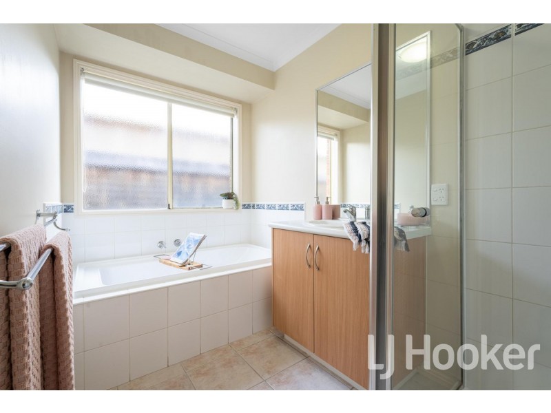 9 Regency Terrace, Hoppers Crossing VIC 3029