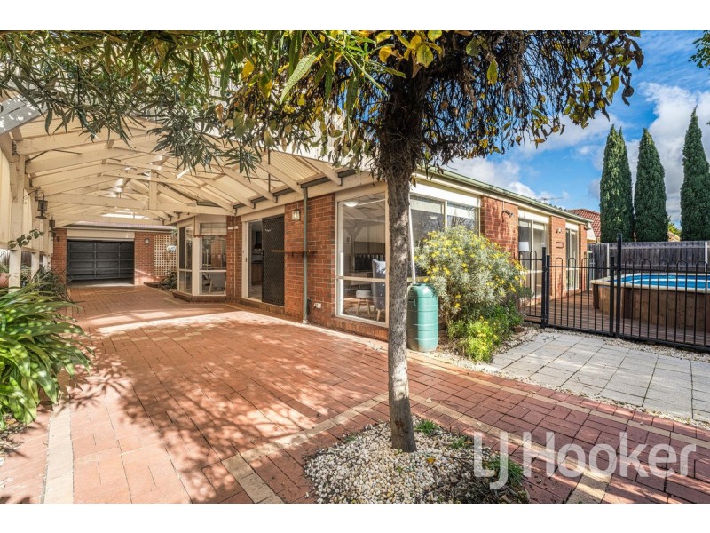 9 Regency Terrace, Hoppers Crossing VIC 3029