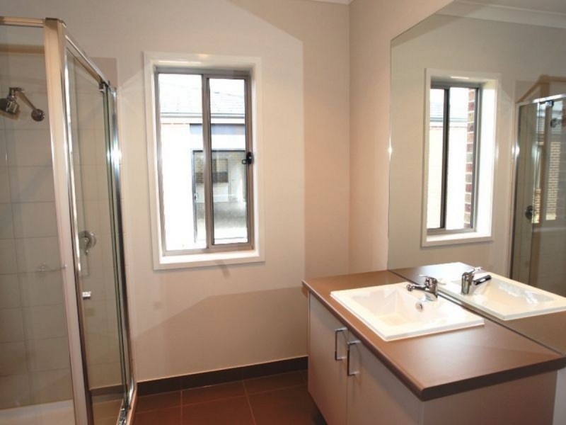 22 Rona Road, Point Cook VIC 3030